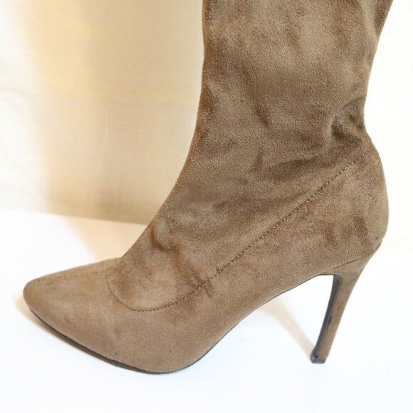 New With Tags Suede Over the Knee boots - Picture 5 of 7